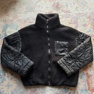 JoyLab sherpa / down black jacket - size M